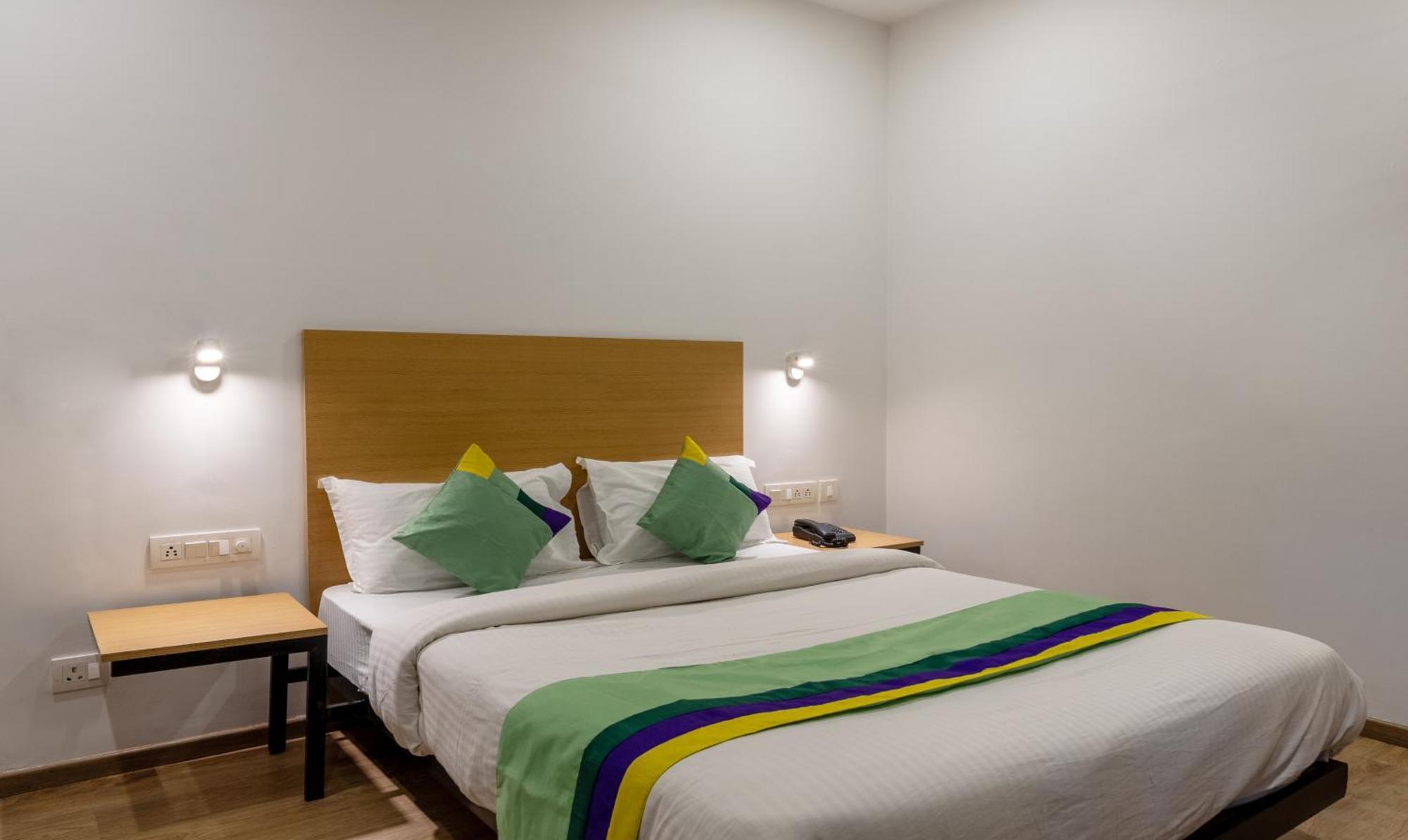 Treetops Inn Chennai Exterior photo