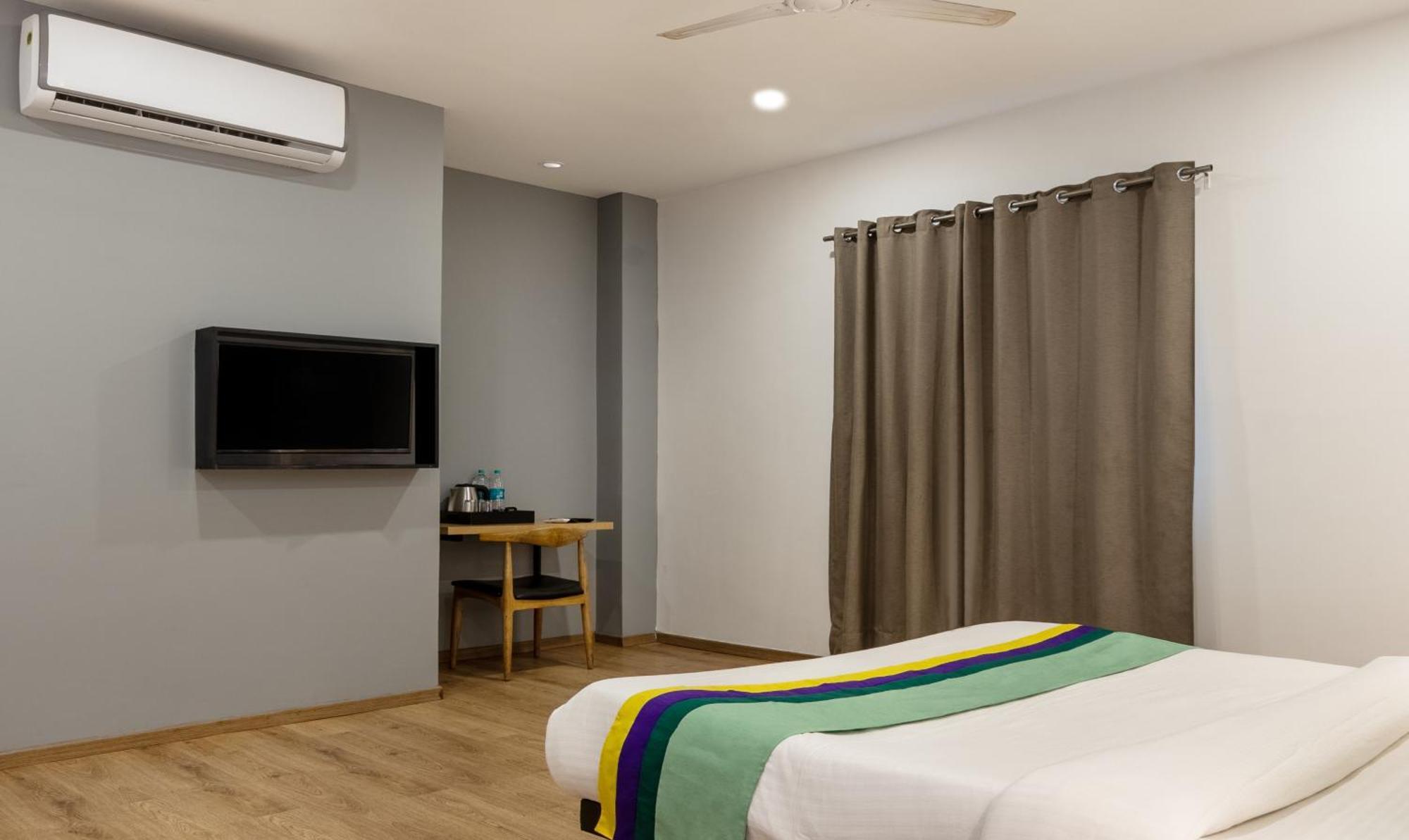 Treetops Inn Chennai Exterior photo