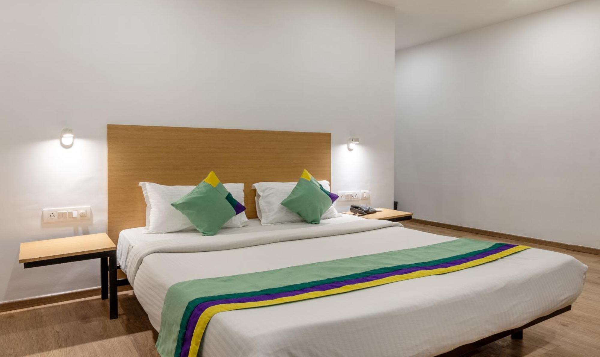 Treetops Inn Chennai Exterior photo